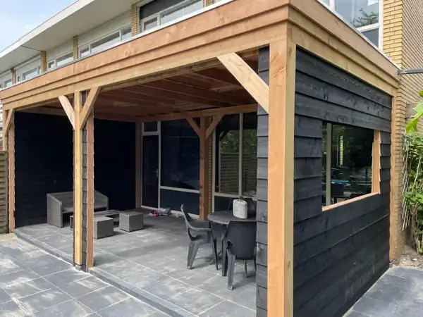 Project van Klusbedrijf Biever: houtbouw en overkappingen in Vlaardingen en omgeving