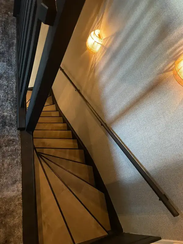 Project van Klusbedrijf Biever: stoffering, vloer of trap in Vlaardingen en omgeving